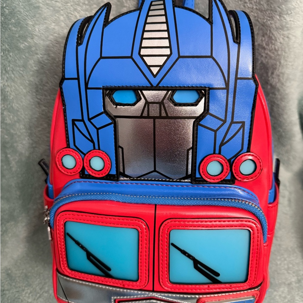 Universal Studios Optimus Prime Loungefly NWT Lights Up